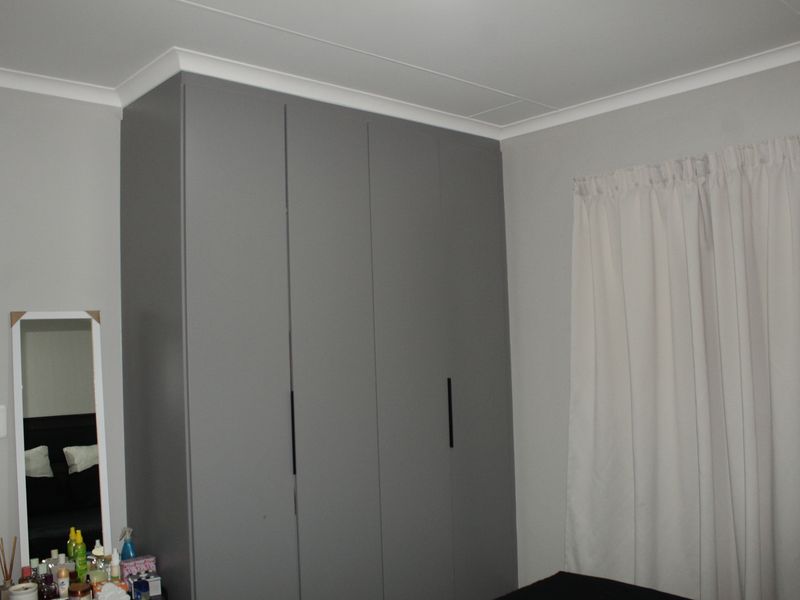 Apartment For Sale In Pretoria - Photo 9