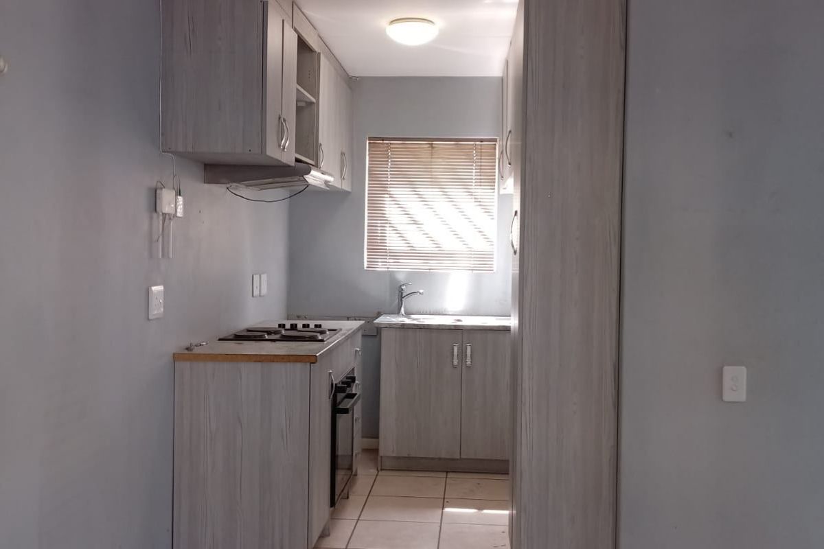Apartment For Sale In Blue Downs - Photo 5