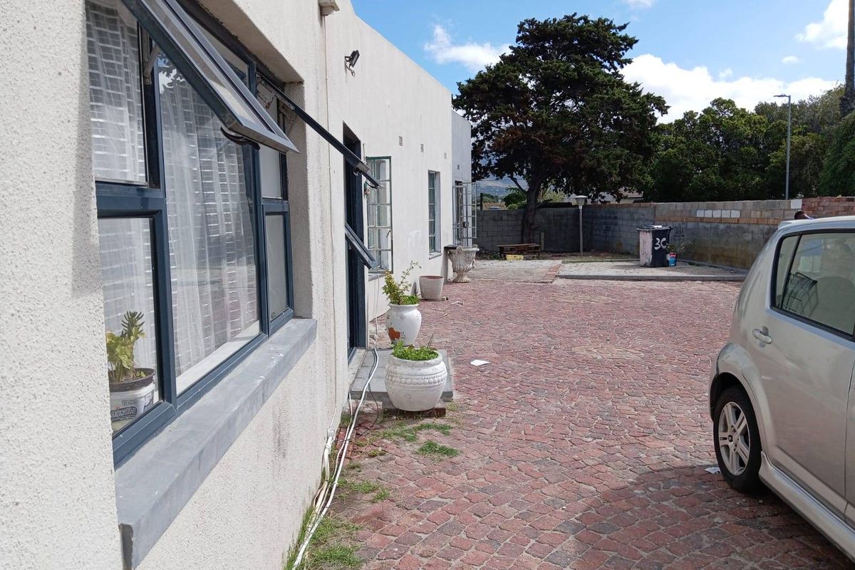 House For Sale In Cape Town - Photo 5