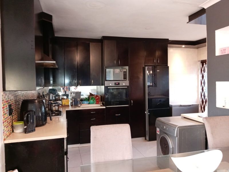 House For Sale In Blouberg - Photo 6