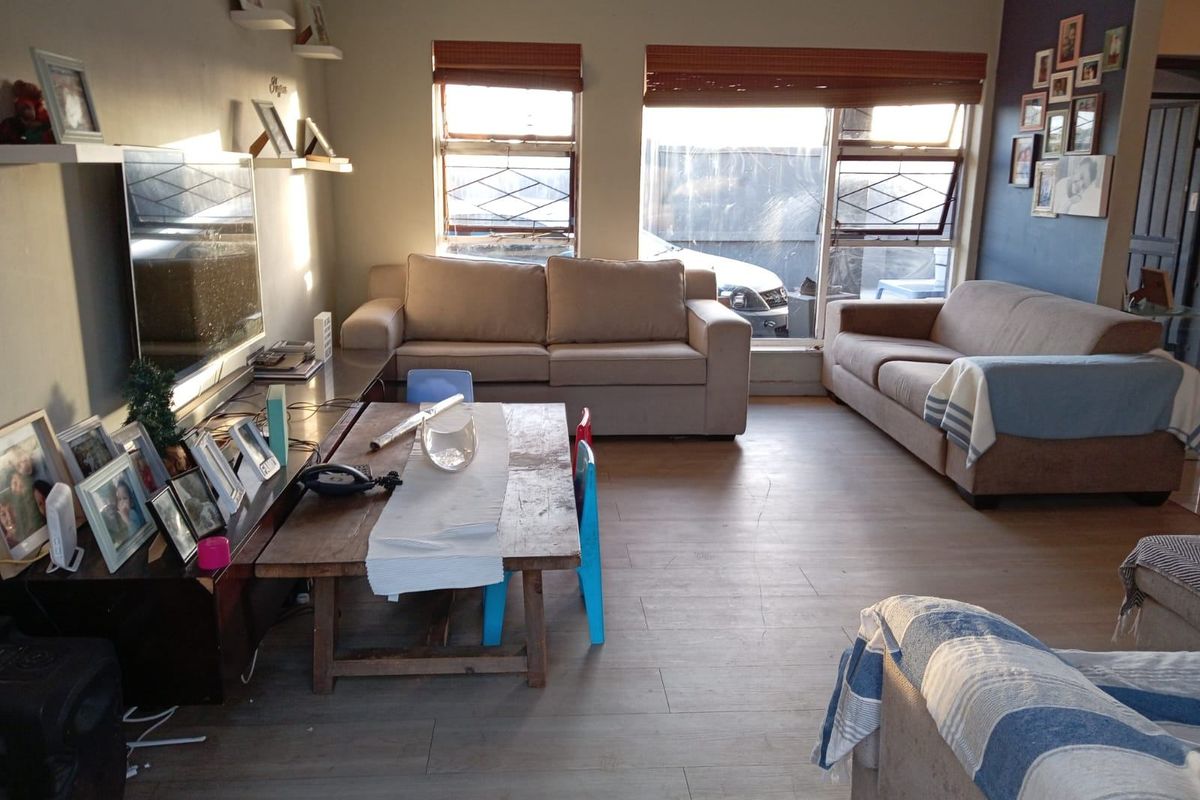 House For Sale In Blouberg - Photo 2