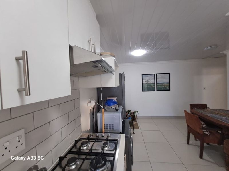 House For Sale In Cape Town - Photo 4
