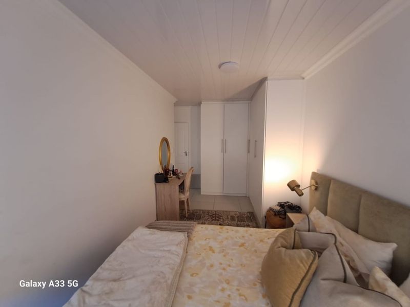 House For Sale In Cape Town - Photo 10
