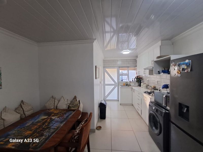 House For Sale In Cape Town - Photo 8