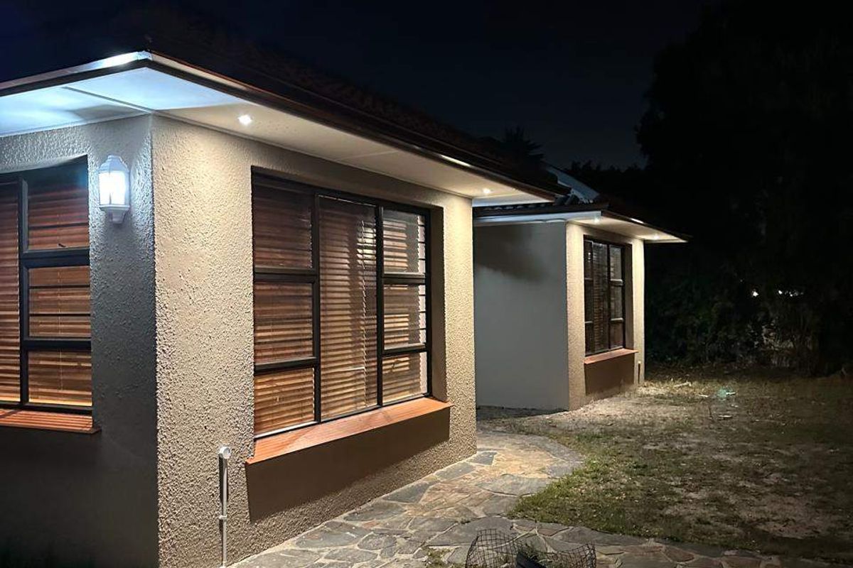 House Rental Monthly In Cape Town - Photo 2