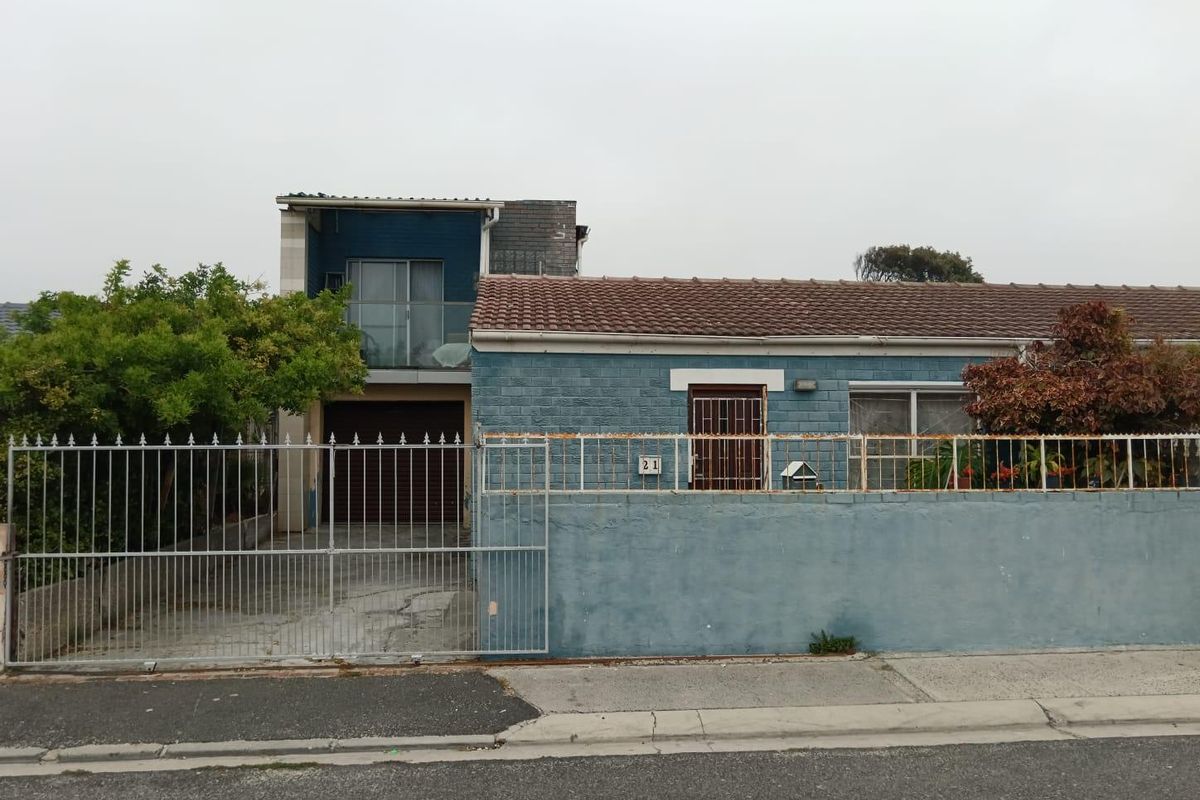 House For Sale In Mitchells Plain - Photo 2