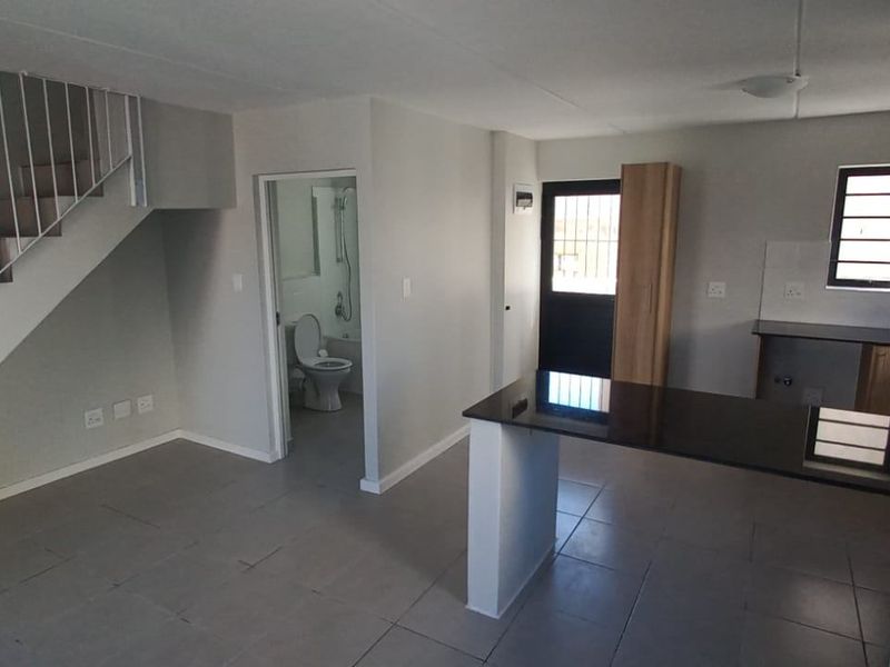 House For Sale In Blouberg - Photo 10