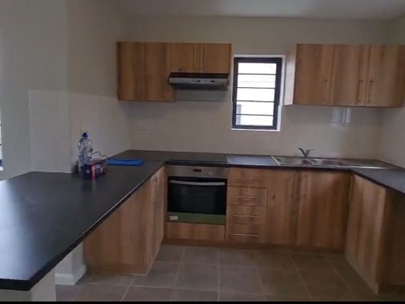 House For Sale In Blouberg - Photo 9