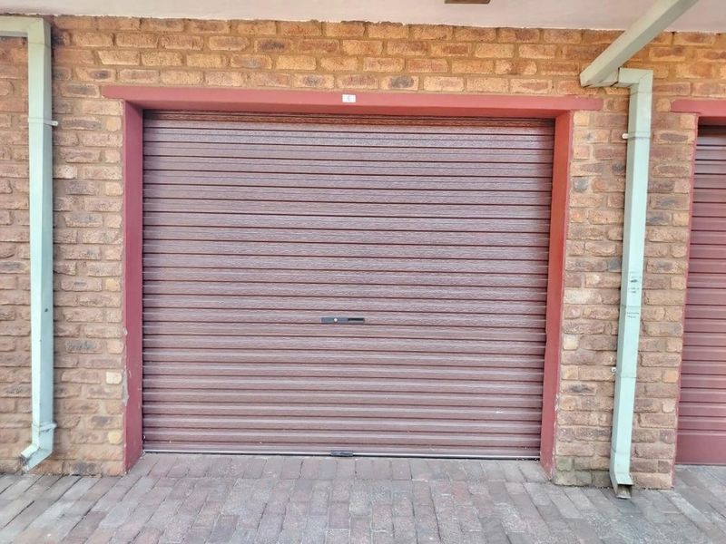 Apartment For Sale In Pretoria - Photo 8