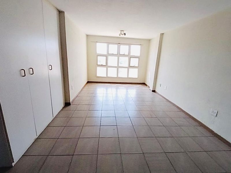 Apartment For Sale In Pretoria - Photo 9