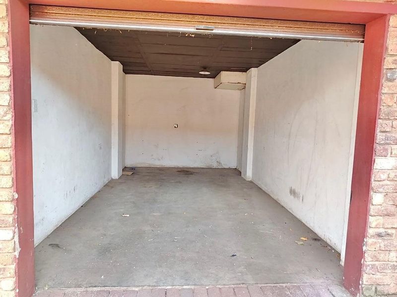 Apartment For Sale In Pretoria - Photo 6