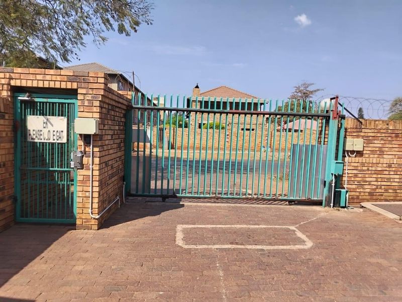 Apartment For Sale In Pretoria - Photo 10