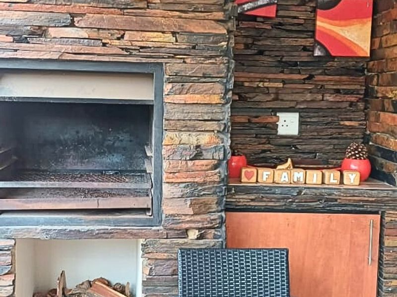 Apartment For Sale In Akasia - Photo 10