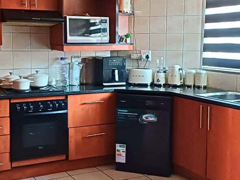 Apartment For Sale In Akasia - Photo 5