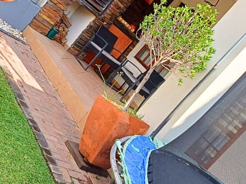 Apartment For Sale In Akasia - Photo 4