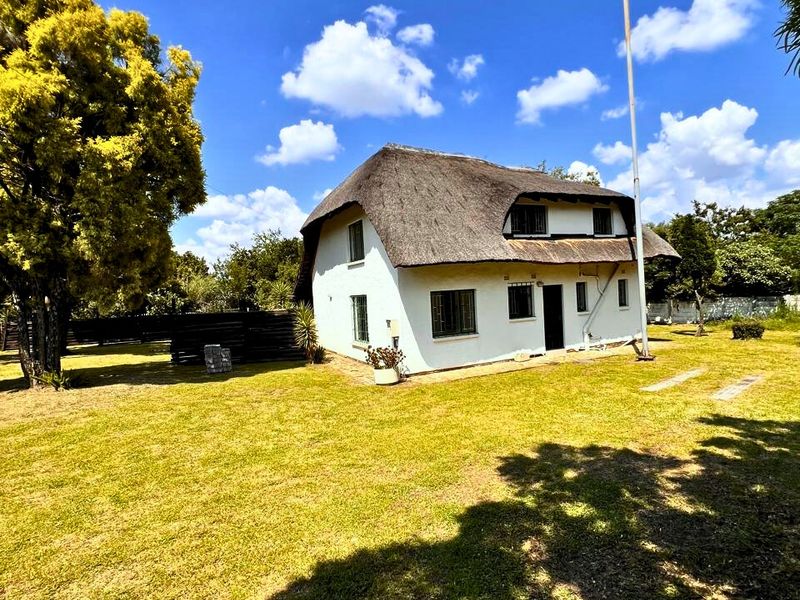 House Rental Monthly In Sandton - Photo 2