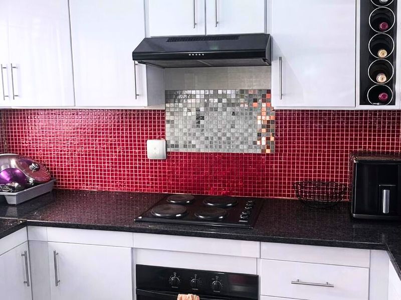 Apartment For Sale In Sandton - Photo 2