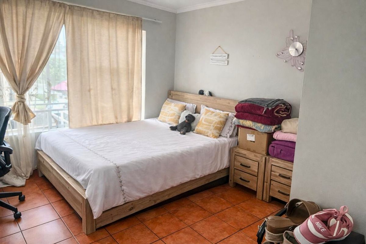 Apartment For Sale In Sandton - Photo 5