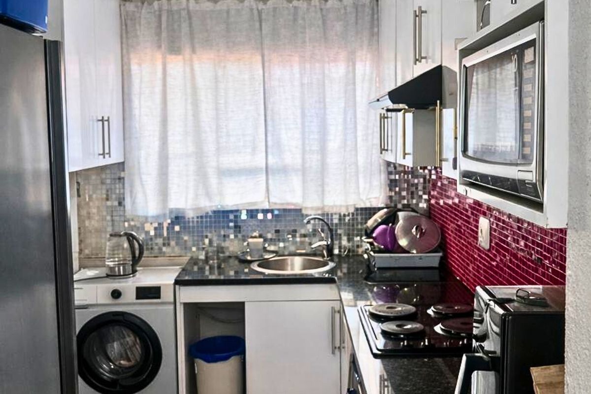 Apartment For Sale In Sandton - Photo 3