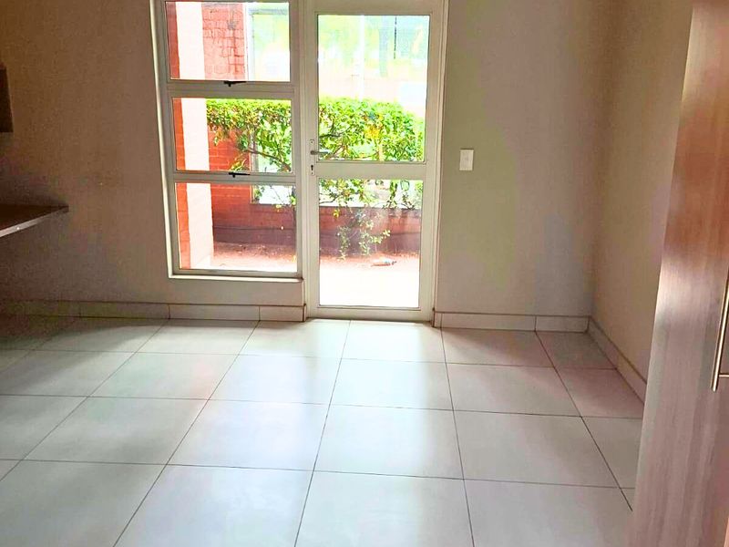 Apartment For Sale In Pretoria - Photo 9