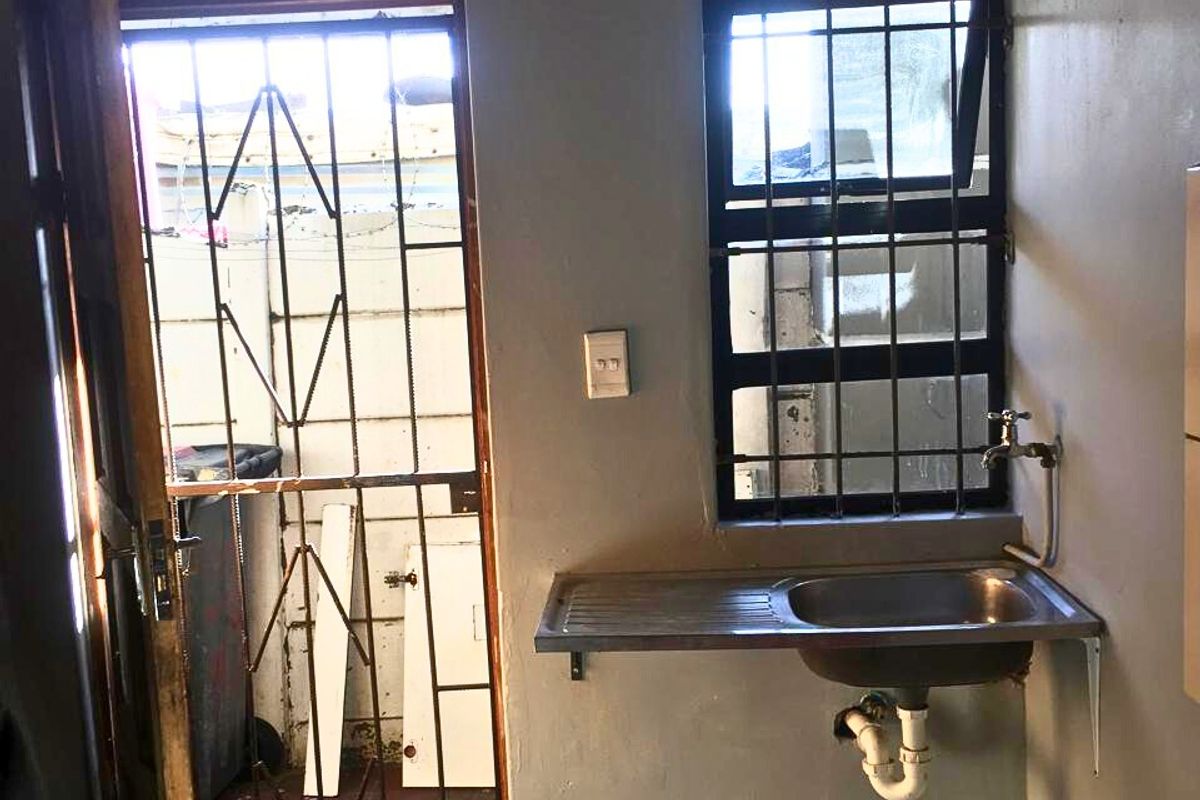 House For Sale In Milnerton - Photo 4