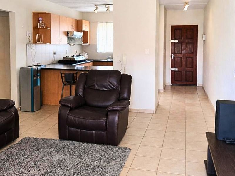 Apartment For Sale In Midrand - Photo 5