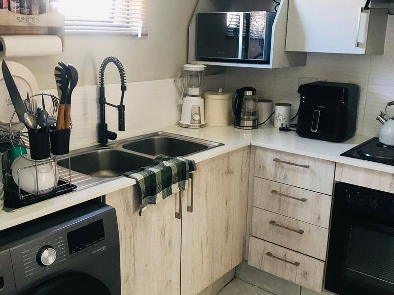 Apartment For Sale In Midrand - Photo 7