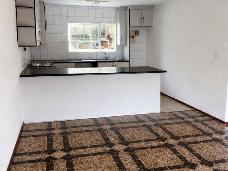 Apartment For Sale In Midrand - Photo 3