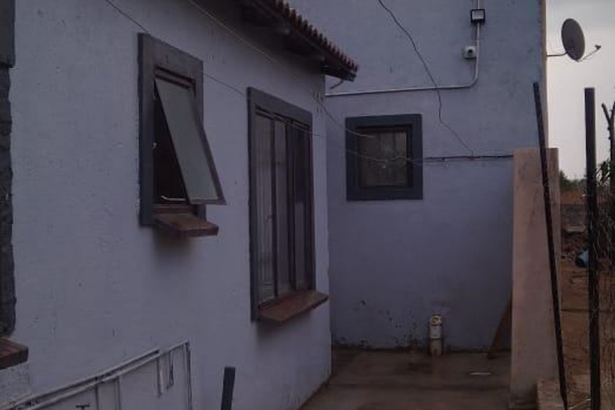 House For Sale In Soshanguve - Photo 2