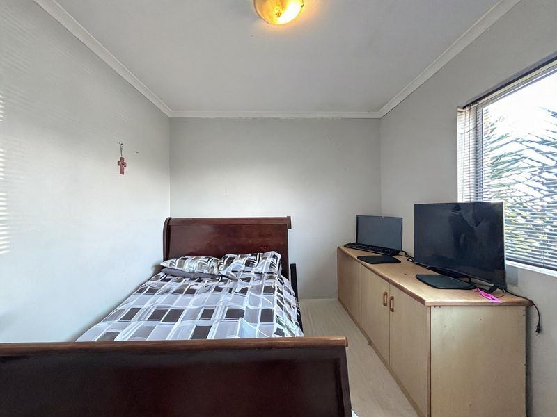 House For Sale In Port Elizabeth - Photo 9