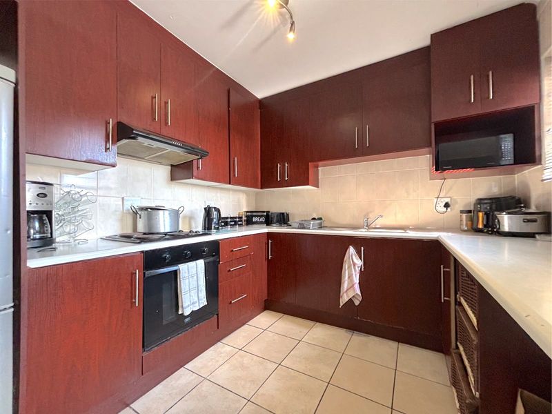 House For Sale In Port Elizabeth - Photo 4