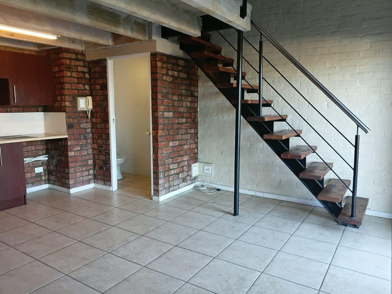 Apartment For Sale In Port Elizabeth - Photo 8