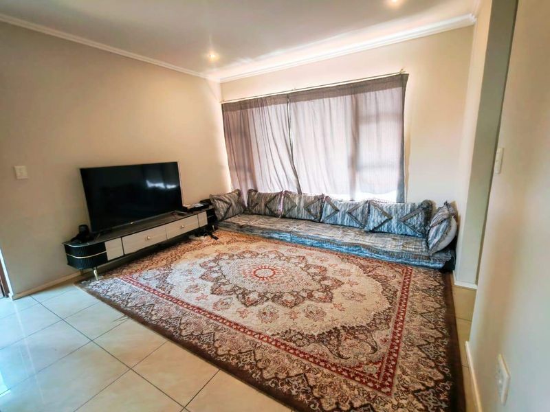 Apartment For Sale In Sandton - Photo 8