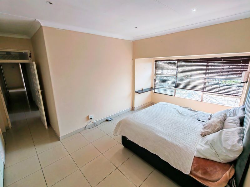 House For Sale In Roodepoort - Photo 10
