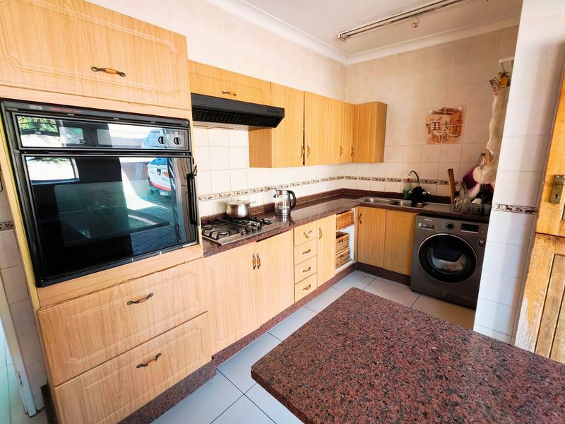 House For Sale In Roodepoort - Photo 5