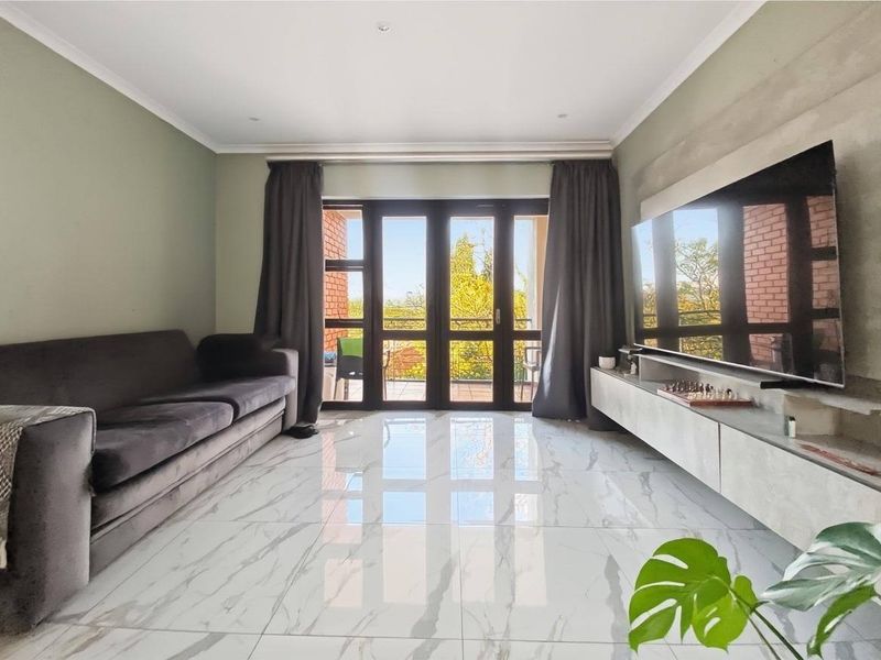 Apartment For Sale In Randburg - Photo 3