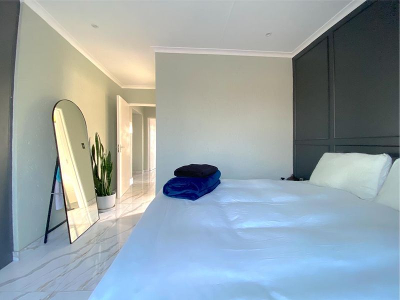 Apartment For Sale In Randburg - Photo 8