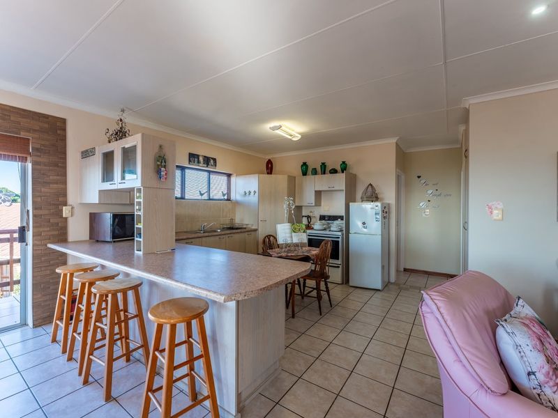 House Rental Monthly In Jeffreys Bay - Photo 3