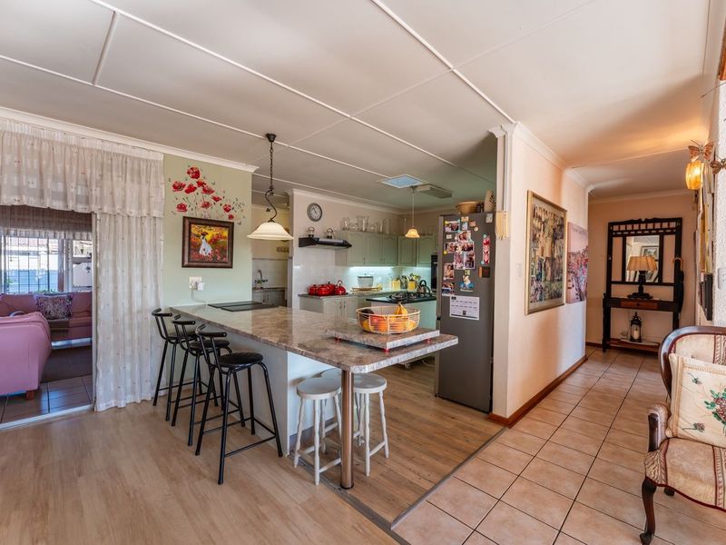 House For Sale In Jeffreys Bay - Photo 4