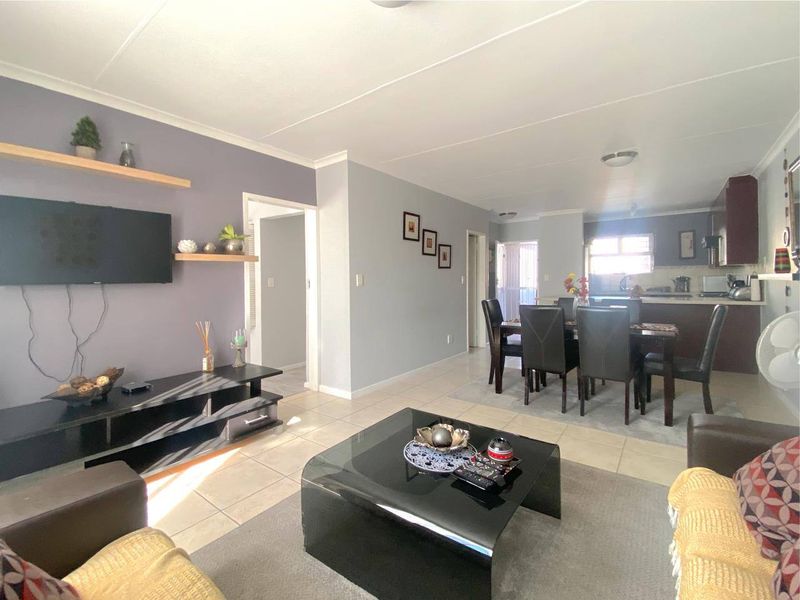 Apartment Rental Monthly In Sandton - Photo 4