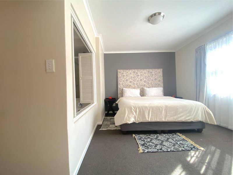 Apartment Rental Monthly In Sandton - Photo 6