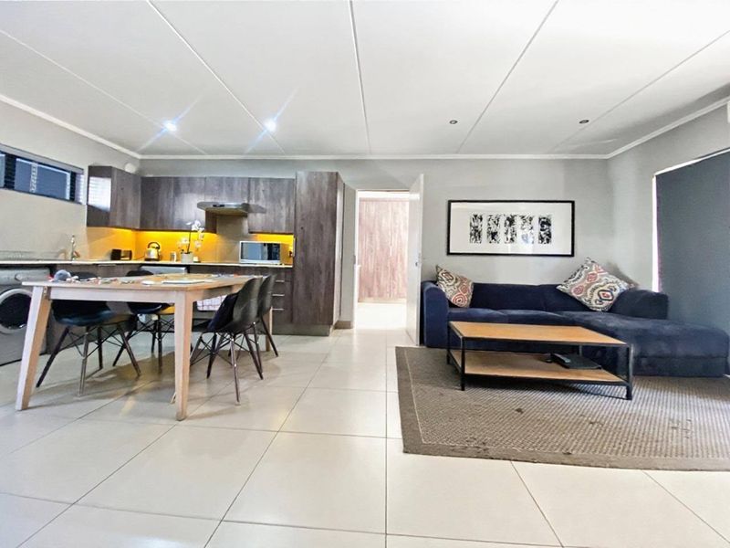 Apartment Rental Monthly In Sandton - Photo 5
