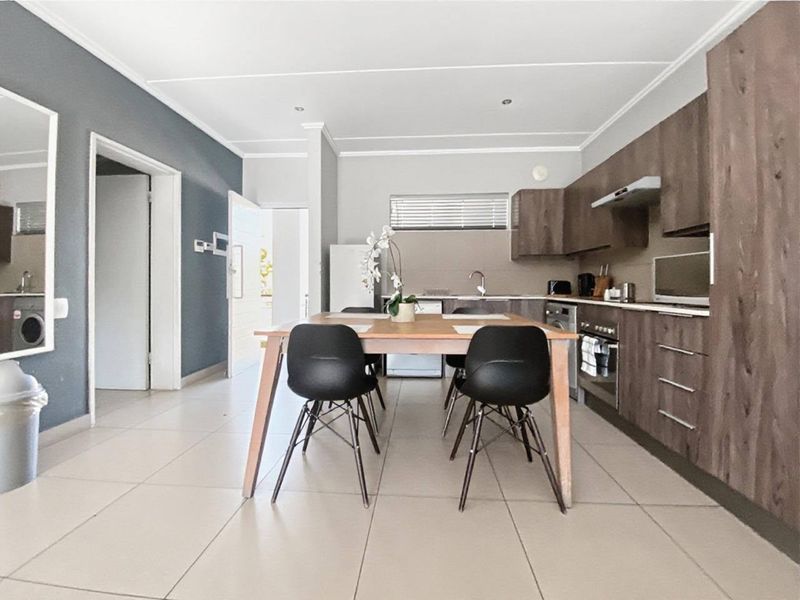 Apartment Rental Monthly In Sandton - Photo 4