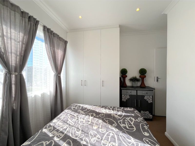 House For Sale In Port Elizabeth - Photo 10