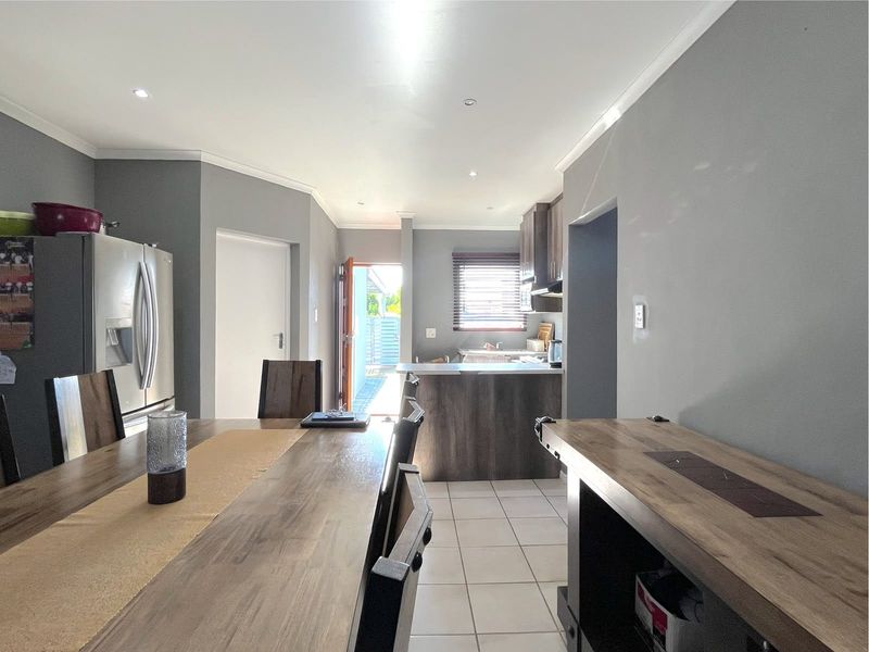 House For Sale In Port Elizabeth - Photo 3