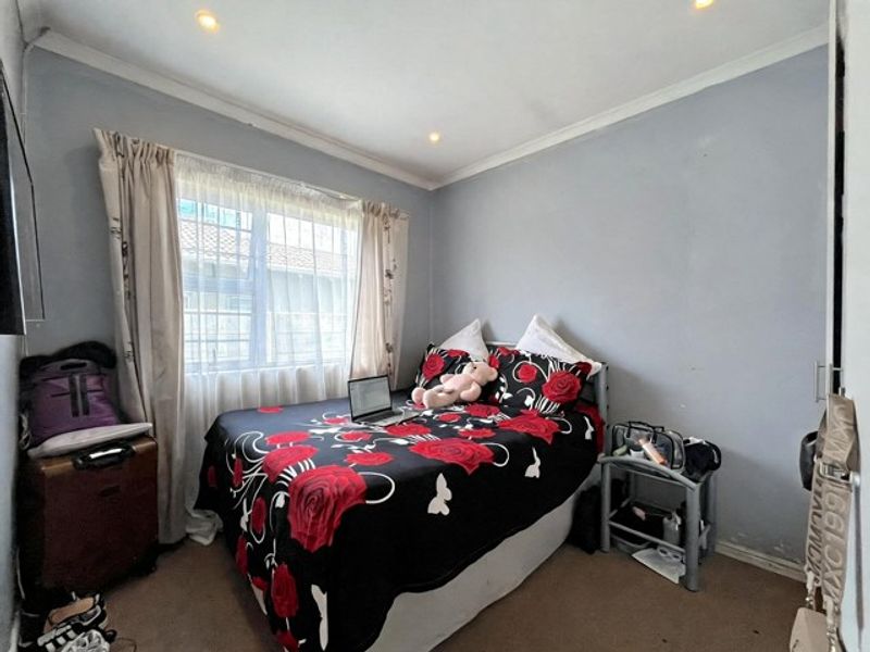 House For Sale In Port Elizabeth - Photo 5