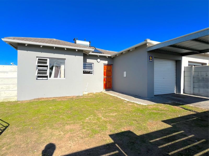 House For Sale In Port Elizabeth - Photo 8