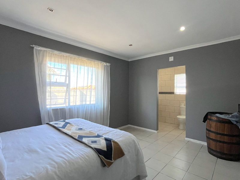 House For Sale In Port Elizabeth - Photo 6