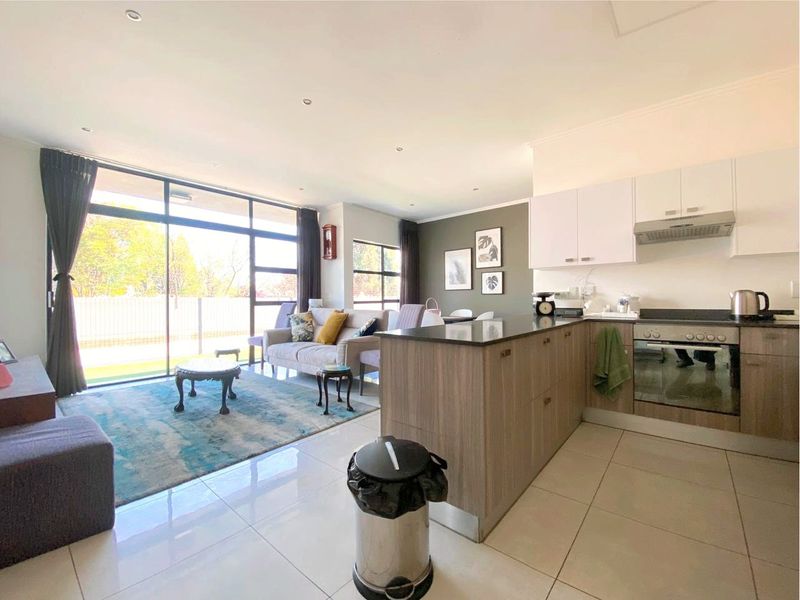Apartment Rental Monthly In Sandton - Photo 3