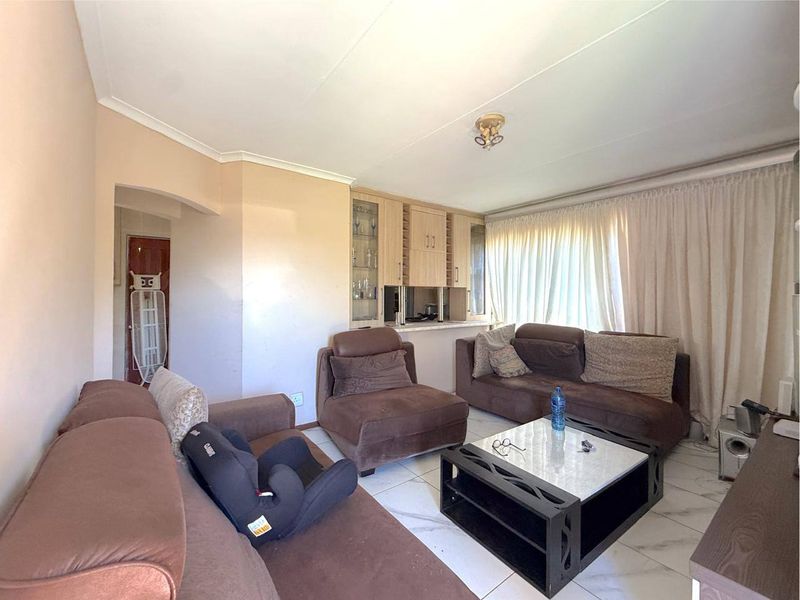 House Rental Monthly In Port Elizabeth - Photo 3
